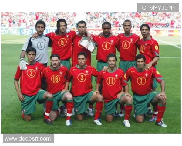 哨牙仔足球明星的成长之路与辉煌成就揭秘